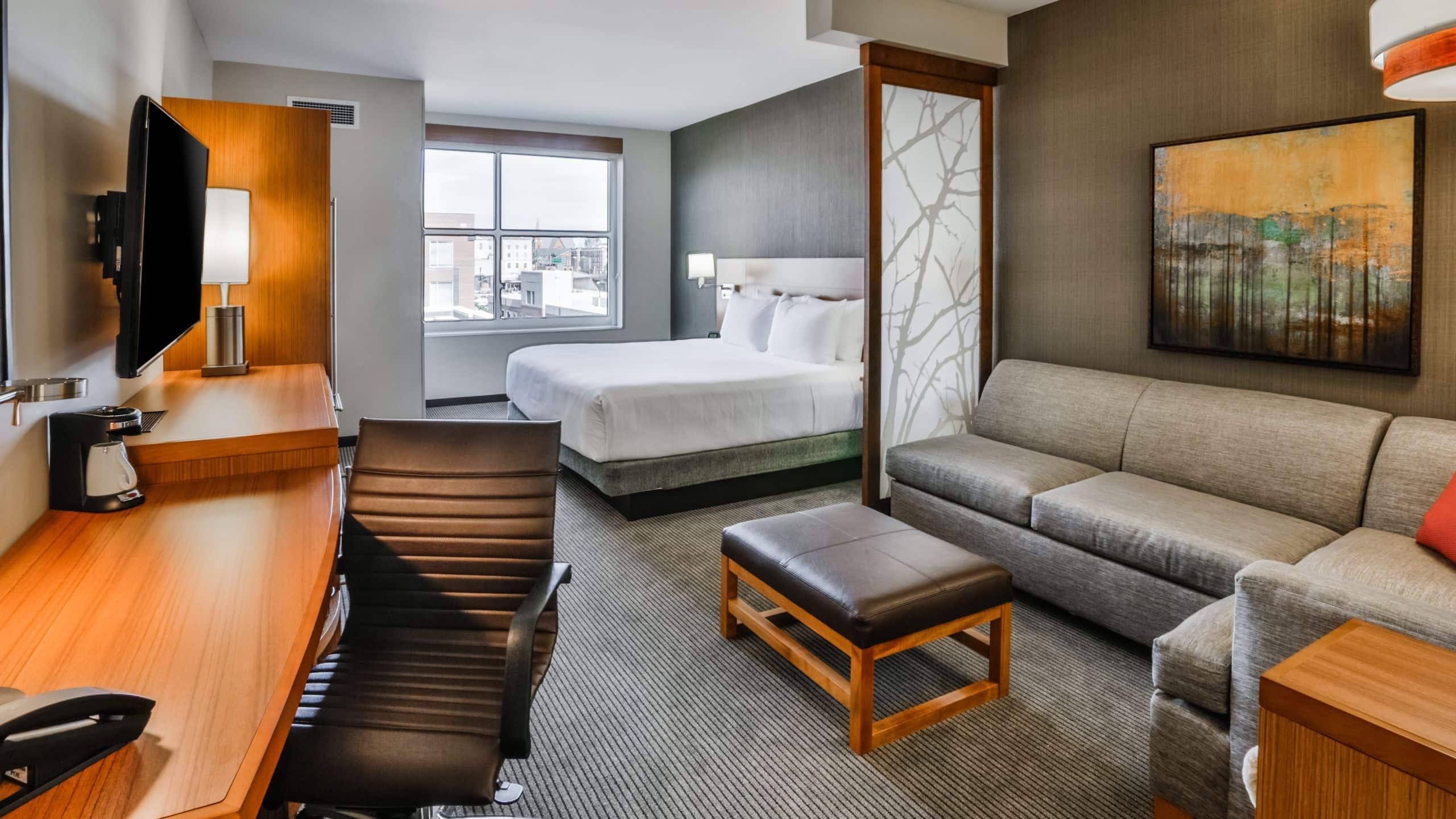 Hyatt Place Greenville Downtown Bagian luar foto