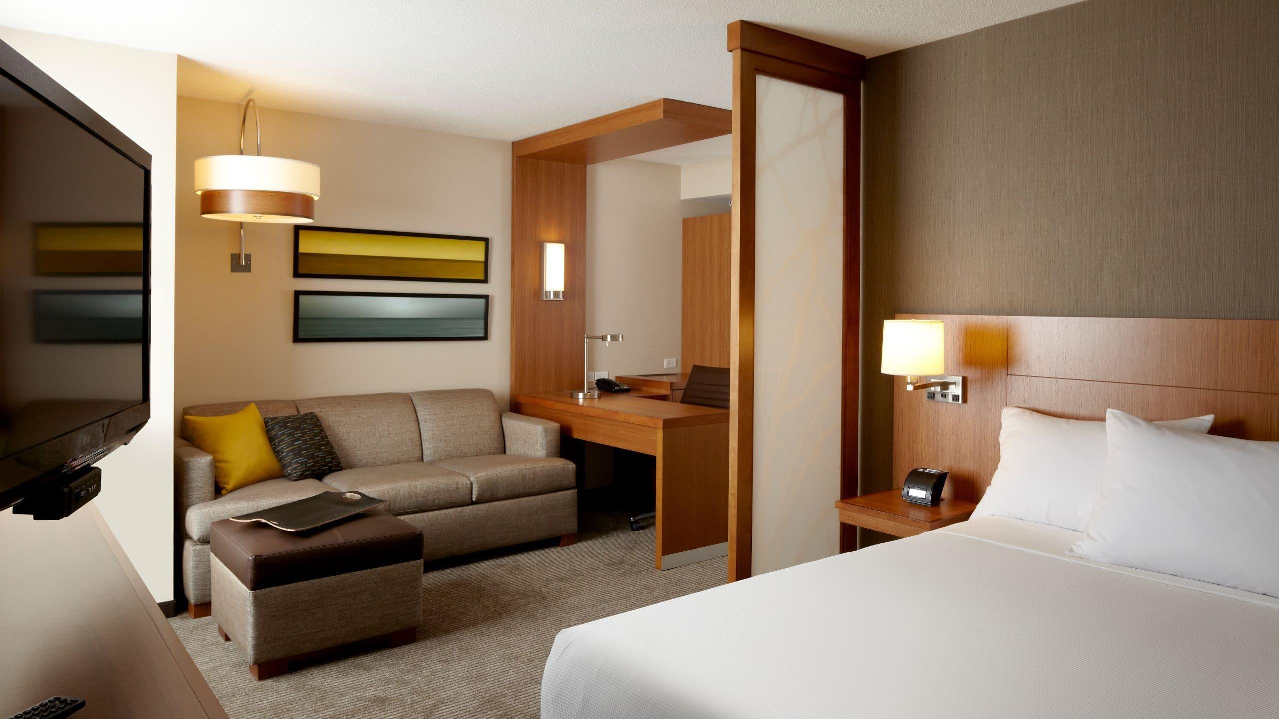 Hyatt Place Greenville Downtown Bagian luar foto
