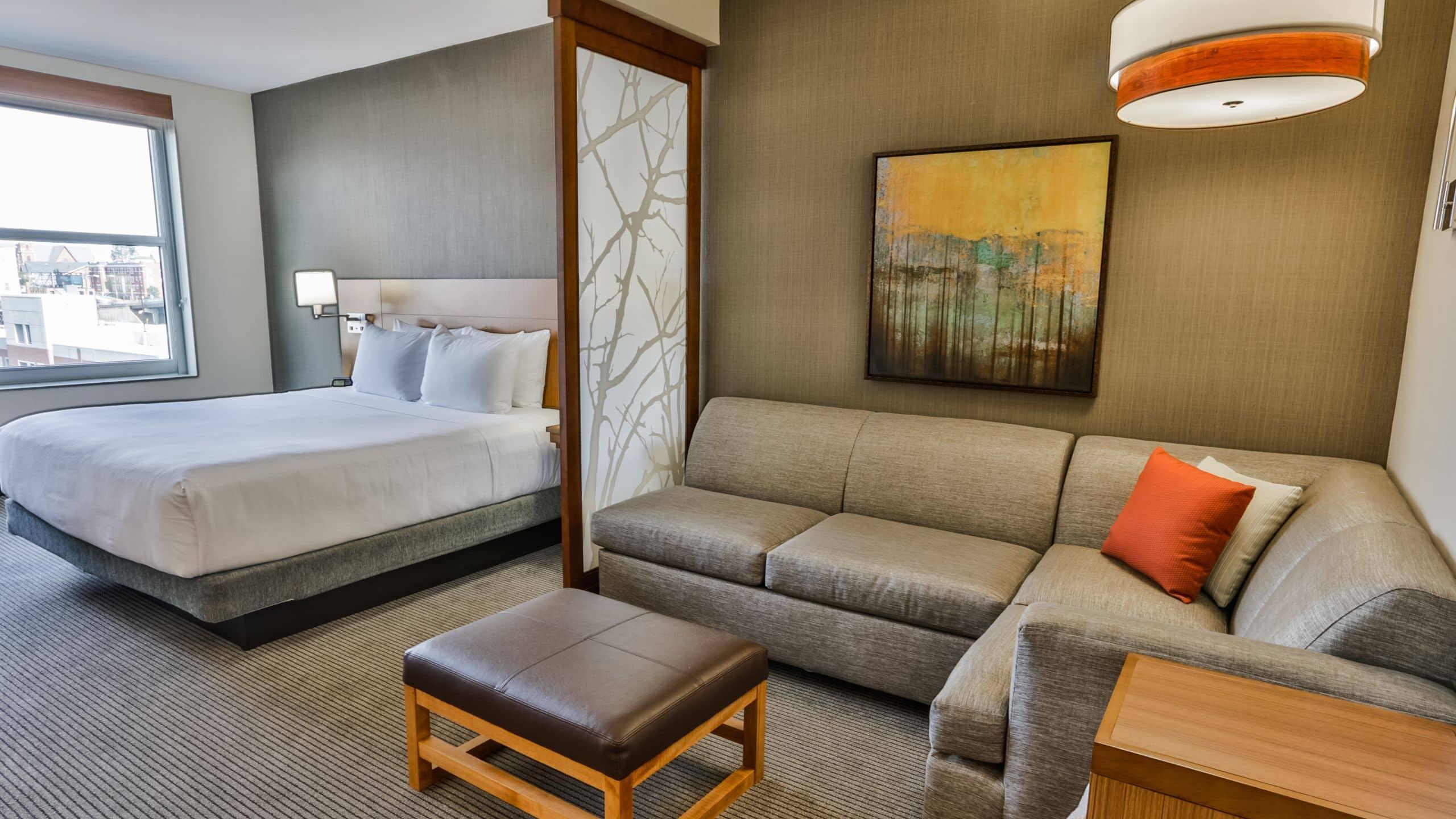 Hyatt Place Greenville Downtown Bagian luar foto