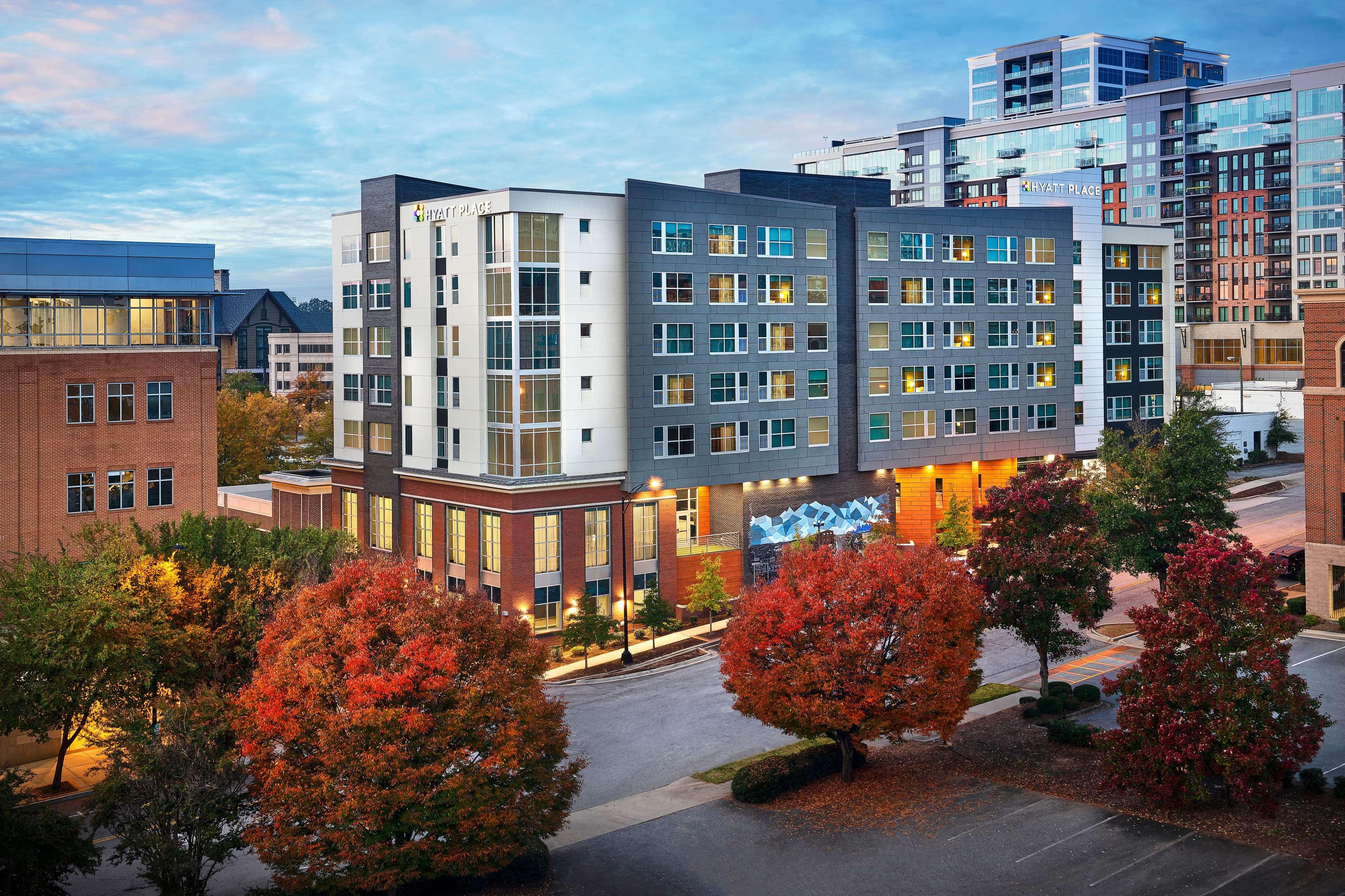 Hyatt Place Greenville Downtown Bagian luar foto
