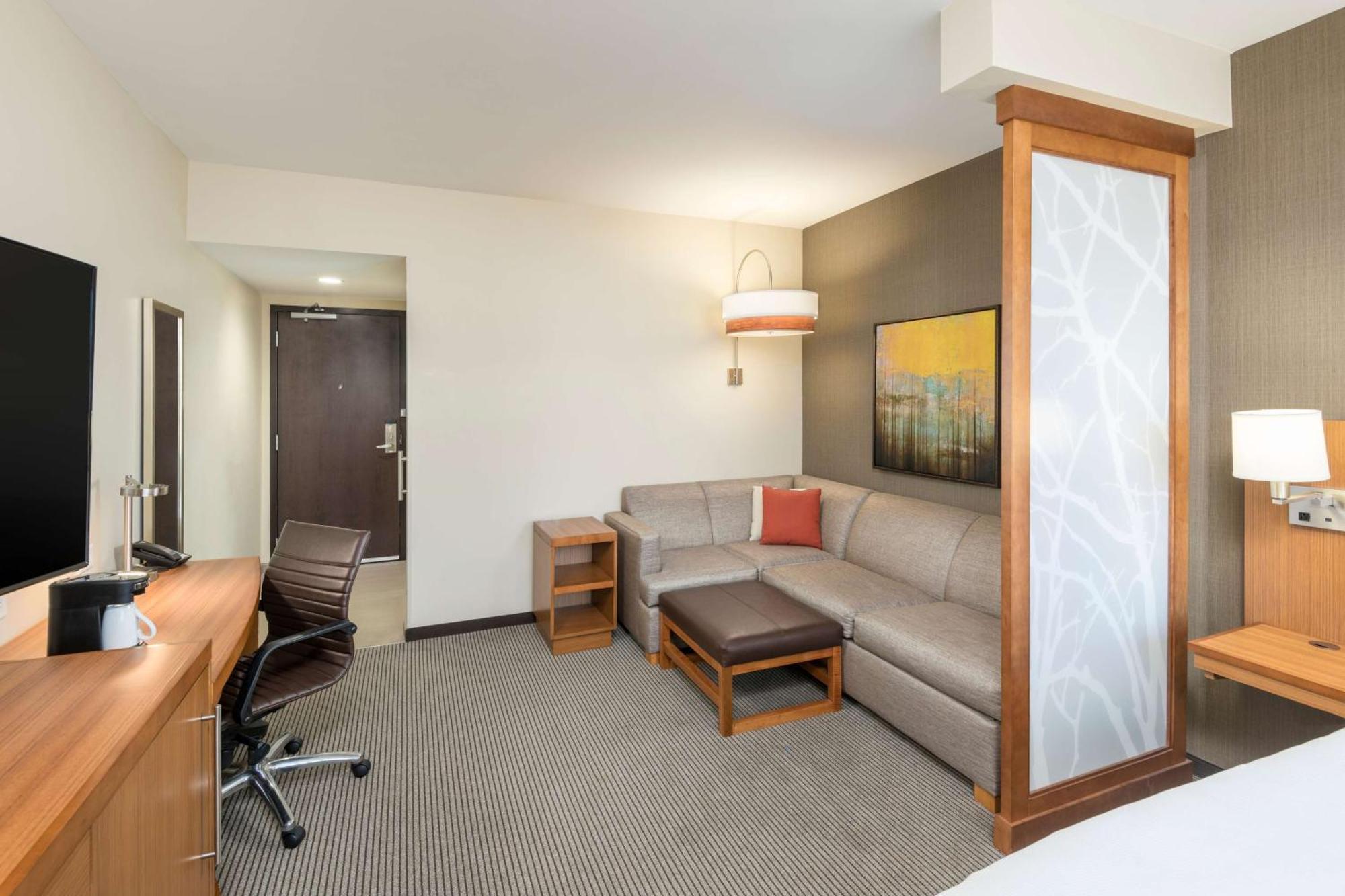 Hyatt Place Greenville Downtown Bagian luar foto