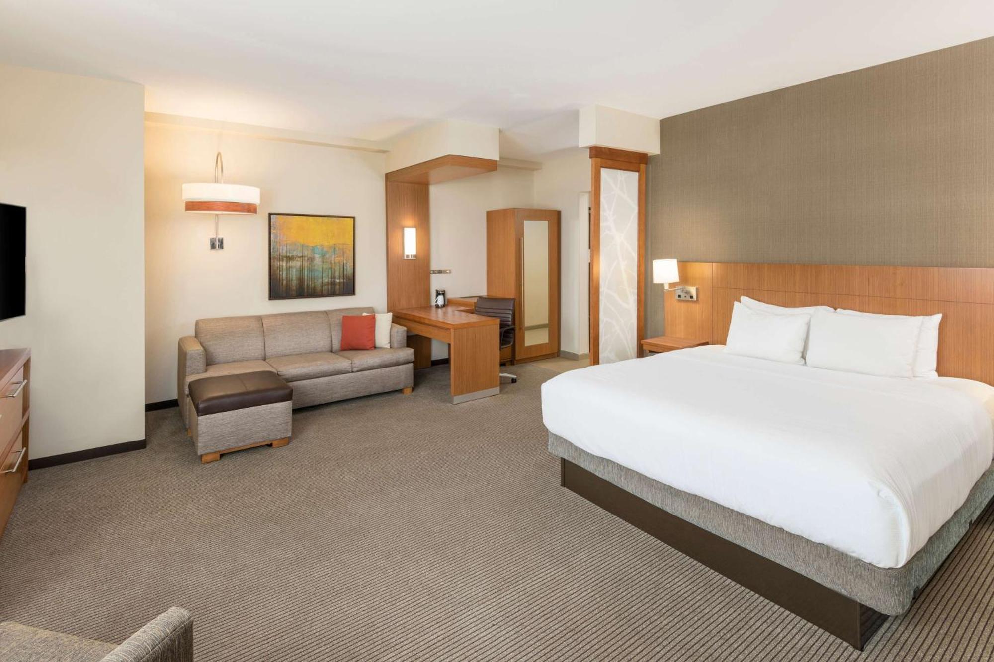 Hyatt Place Greenville Downtown Bagian luar foto